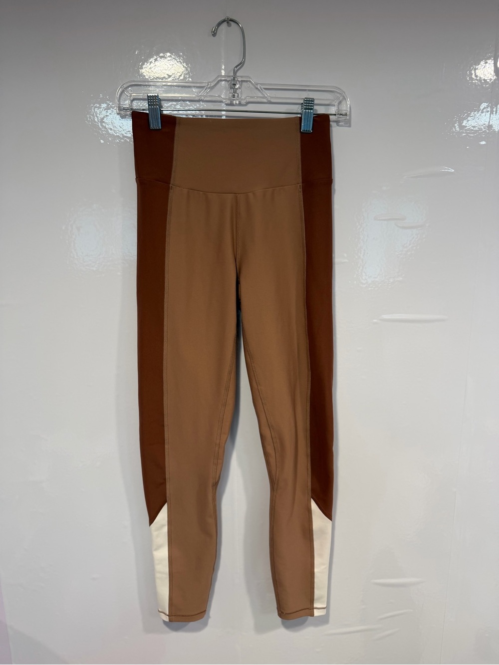Colorblock YPB Abercrombie and Fitch Active Leggings in Brown and Tan